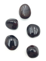Garnet (1) Tumbled Stone