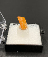 Wulfenite #7 (Los Lamentos, Mexico)