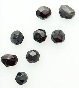 Garnet (1) Polished Shaped Facets Dodecahedral Tumbled Stone India