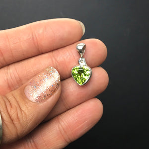 Peridot Lime Green Gem Faceted Heart Shaped Natural Gemstone Sterling Silver Pendant