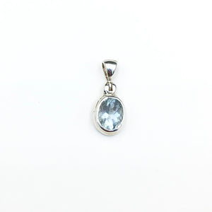 Aquamarine Ice Blue Gem Faceted Oval Crystal Natural Gemstone Sterling Silver Pendant