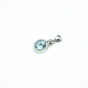 Aquamarine Ice Blue Gem Faceted Oval Crystal Natural Gemstone Sterling Silver Pendant