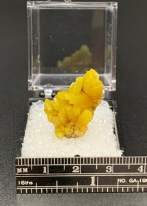 Pyromorphite #4 Thumbnail Specimen (Daoping Mine, Gongcheng Co., China)